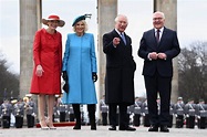 King and Queen put French fiasco behind them and arrive in Germany for ...
