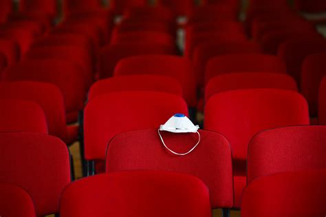 The stock was traded with heavy volumes of up to 248 million shares. Why AMC Entertainment Stock Sank 19.9% in September | The ...