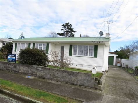 19 Green Avenue Levin Manawatu Whanganui House For Sale