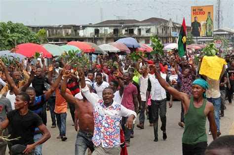 Di regional court also describe nnamdi kanu representation of di indigenous pipo of biafra as something wey dey against di law. Biafra Protest In Enugu State Nigeria Today January 18th ...