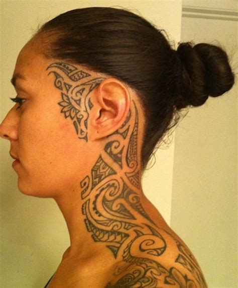 25 Insanily Cool Tribals Tattoos For Women Designbump Maori Tattoo