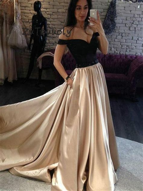Vintage Black And Gold Prom Dresses With Pockets Full Length Satin