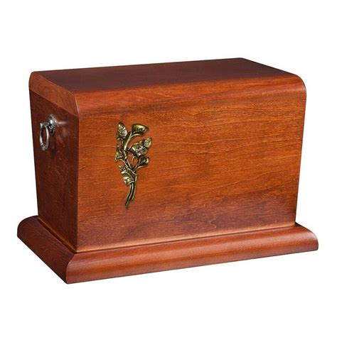 Pin On Wooden Urns For Ashes Memorials