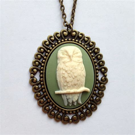 Owl Cameo Necklace On Vintage Bronze Tone Necklace Green Etsy