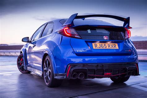 Living With The 2016 Honda Civic Type R Gt 🏎️
