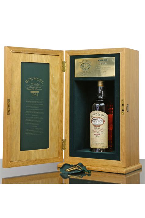 Bowmore 37 Years Old 1964 Fino Sherry Cask Just Whisky Auctions