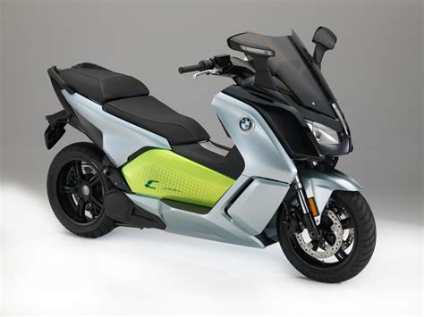 Bmws Electric Scoot Gets 100 Mile Range Visordown