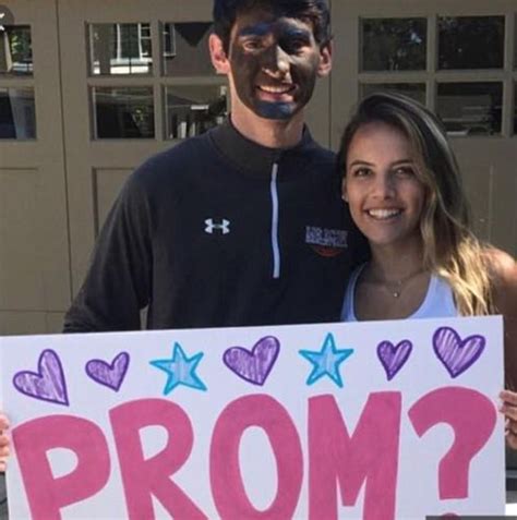 California Student Uses Blackface To Ask A Girl To Prom Daily Mail Online