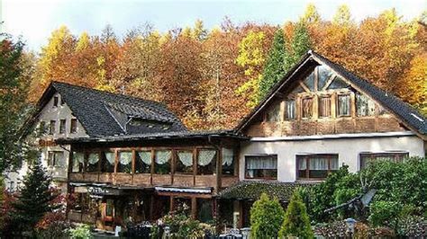 Without freudenberg, indoor air would not be as clean, cars would not drive and wounds would not heal as quickly. Siegerland Hotel Haus im Walde (Freudenberg ...