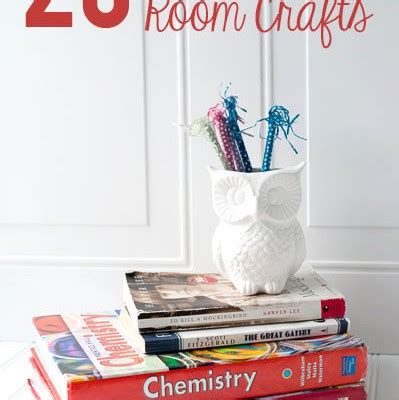 After 4 years in college, i've found the best affordable decor that makes your dorm look instantly better. 20 DIY Dorm Room Craft Ideas The Polka Dot Chair