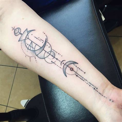 59 Cool Crescent Moon Tattoo Ideas 2024 Inspiration Guide