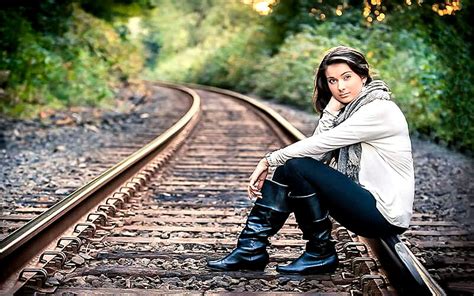 Lonesome Cowgirl Railroad Female Models Cowgirl Boots Fun Outdoors Hd Wallpaper Peakpx