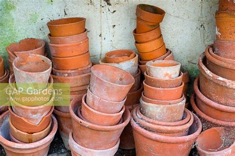 Gap Gardens Stack Of Terracotta Flower Pots Image No 0364485