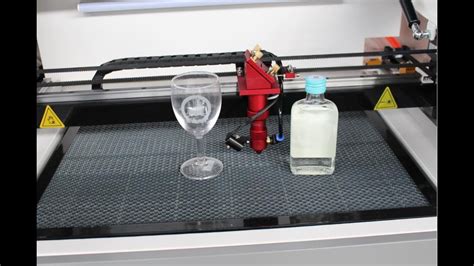 Small Cheap Wine Glass Boblet Glass Bottle Co2 Laser Engraving Machine Laser Master