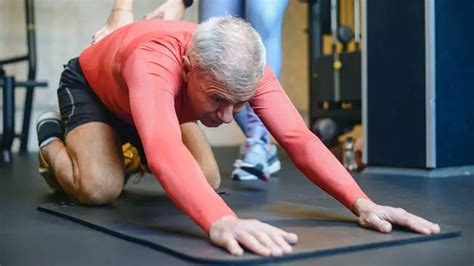 The Core Of Confidence 9 Best Core Exercises For Seniors Senior Fitness