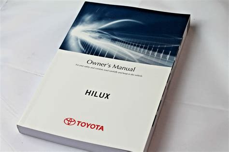 Toyota Hilux Owners Manual Sr Sr5 Workmate From June 2011 Aug 2013