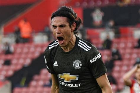 (born 14 feb, 1987) forward for manchester united. Edinson Cavani must start every Manchester United game after Southampton salvo