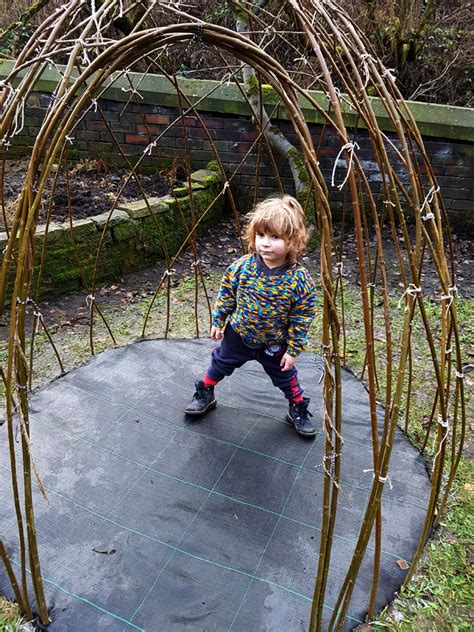 How To Make A Living Willow Dome Archie And The Rug