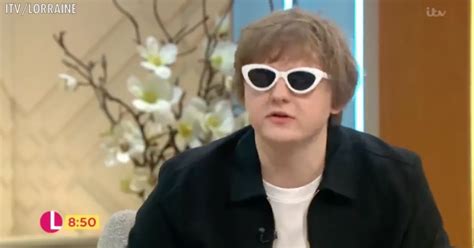 Lewis Capaldi Makes Lorraine Kelly Wear Clout Goggles In Hilarious