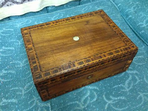 Ted Currie Antique Head The Antique Wooden Box As A Victorian Era