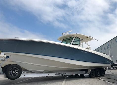 Boston Whaler 2017 370 Outrage 37 Yacht For Sale In Us