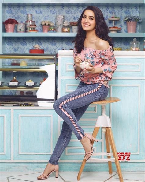 Pin By 🖤maria🖤 On Jeans And Tops Bollywood Fashion Shraddha Kapoor Cute Bollywood Girls