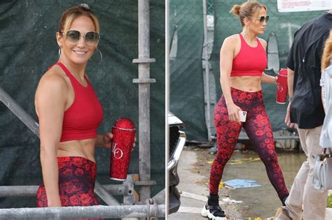 Jennifer Lopez Matches Her Bling Cup To Her Gym Outfit