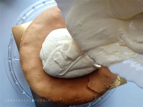 Selain bahannya yang mudah didapat, cara buat butter cream juga dapat dilakukan dalam waktu yang. Cara Lengkap untuk membuat Kek Vanilla Snow Cheese - MY Resepi