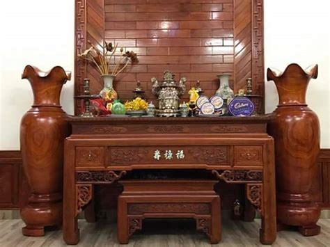 Xấu mọi việc trừ đắp đê, lấp hố, rãnh. Hướng dẫn xem ngày tốt xấu chuyển bàn thờ