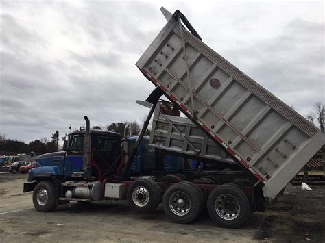 Mack Cl 713 Tri Axle Dump Truck 39000 United Exchange Usa