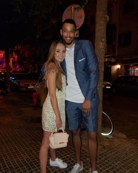 Who Is Andre Roberson S Girlfriend Know All In Details Glamour Fame