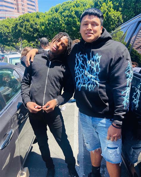 Nba Youngboy Spotted With A Fan Rdadumbway