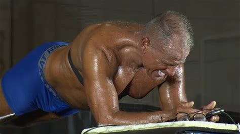 george hood of naperville sets plank record at 10 hours 10 minutes abc7 san francisco