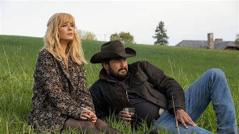 Yellowstone Has A Serious Beth Dutton Problem According To Fans