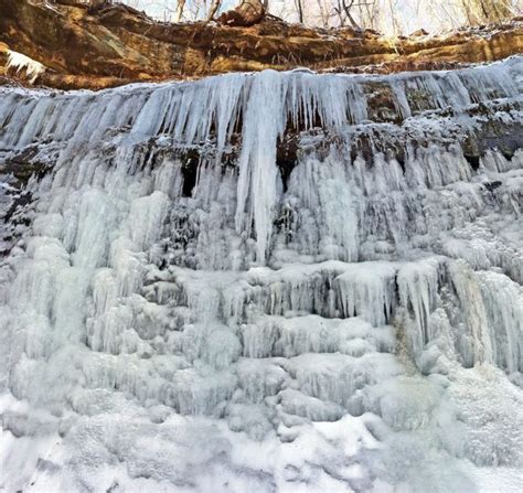 12 Gorgeous Frozen Waterfalls In Wisconsin That Must Be Seen To Be