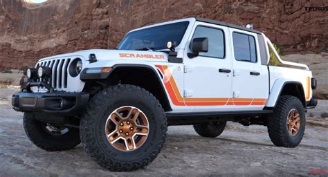 jeep jt scrambler  fully functional brings retro style  gladiator