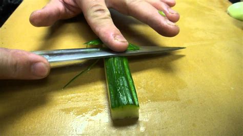 Fast Precise Cutting Skills Using One of The World's Sharpest Knife ...