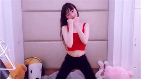 Watch Cute Sexy Chinese Girl Live Stream Dance Part Youtube
