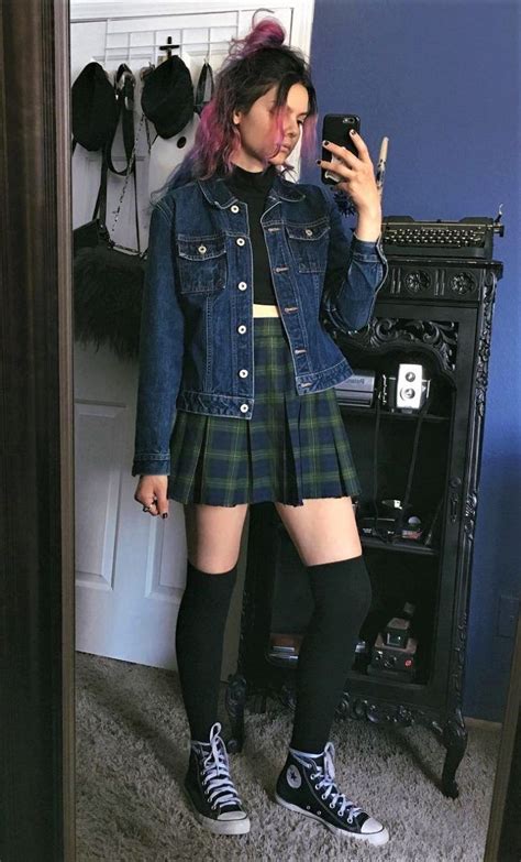 90s Grunge Aesthetic Fashion Style Inspired Looks Grunge Outfits Fashion Outfits