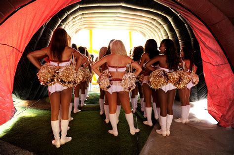 Washington Redskins Cheerleaders Describe Topless Photo Shoot And