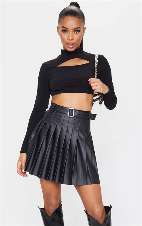 Black Faux Leather Belted Skater Skirt Prettylittlething Ca
