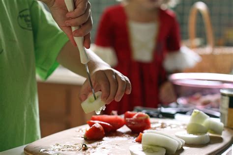 Tips And 5 Recipes For Cooking With Kids Here And Now