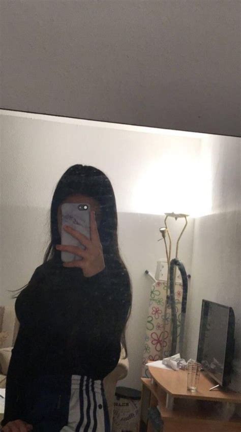 Épinglé Par Liva Sur Snapchatme Miroir Selfie Idées De Selfie