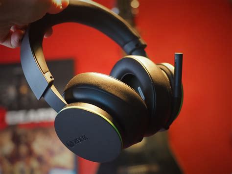 Official Xbox Wireless Headset Review A Decent 99 Option With