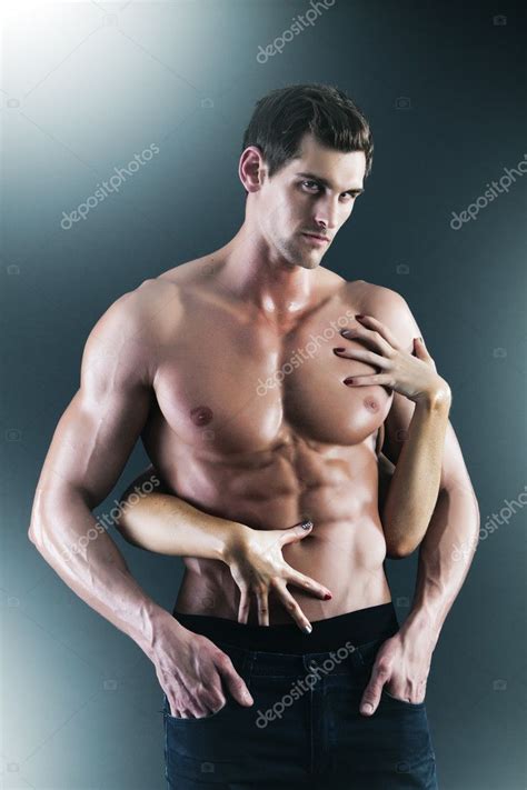 Sexy Muskul Se Nackte Mann Und Weibliche H Nde Stockfotografie Lizenzfreie Fotos