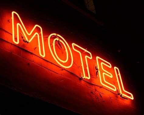 Motel Bar Liverpool Noise