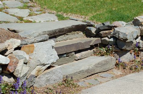 Building Landscape Steps for Easy Access Outdoors