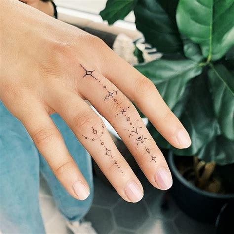 Share 77 Simple Tattoo On Finger Vn