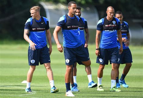 rio ferdinand qpr training mirror online