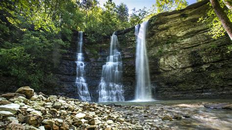 Finding Arkansass Waterfalls